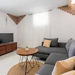 House Ivan With Heated Pool